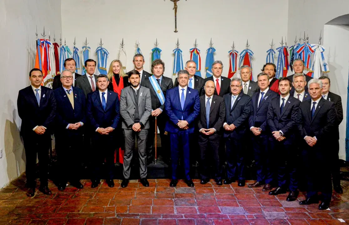 El presidente Milei recibirá a gobernadores para discutir reformas laboral y tributaria