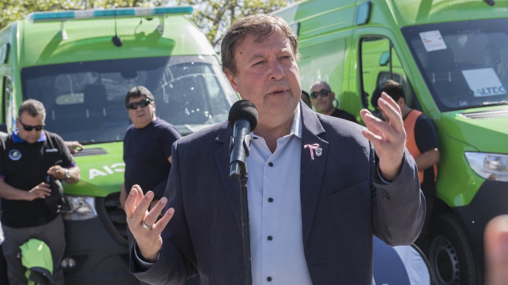 Hospitales, ambulancias y equipamientos: Weretilneck pone el foco en la&nbsp;Salud