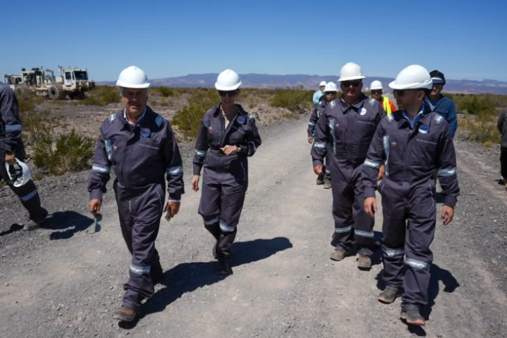 Cornejo impulsa la exploración en Cañadón Amarillo para generar empleo y desarrollo mendocino