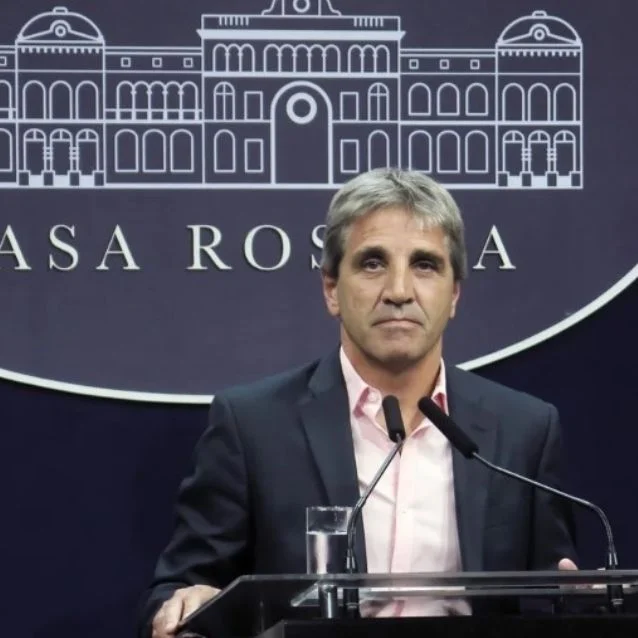 Caputo amplía el financiamiento y suma otros USD 100 millones con el Bonar 2027