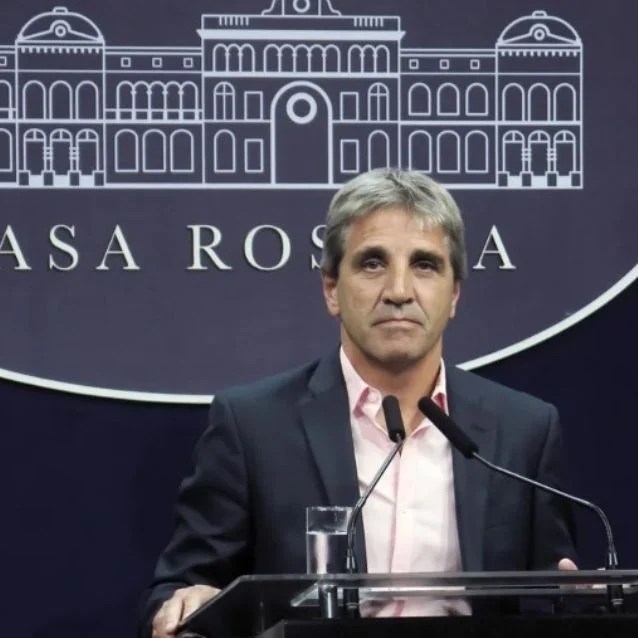 Caputo amplía el financiamiento y suma otros USD 100 millones con el Bonar 2027