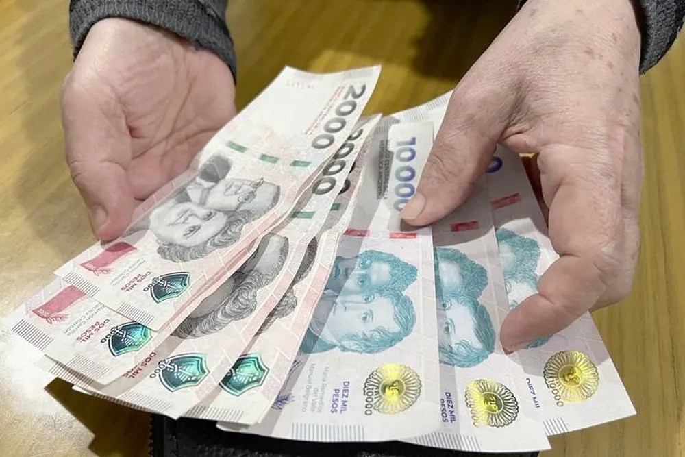 El salario volvió a subir en diciembre y cerró el año con una mejora del 1,6%