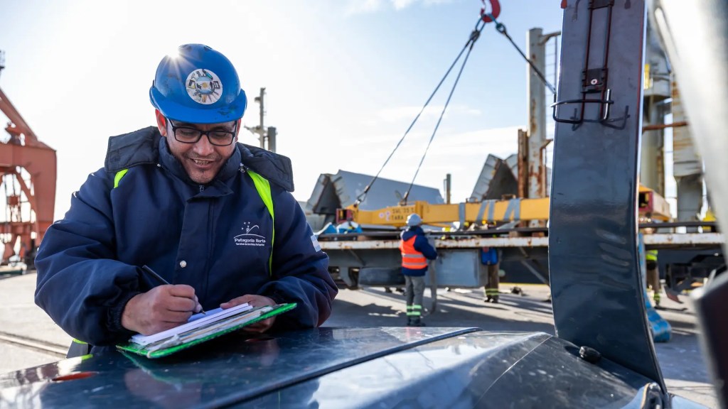 Weretilneck prepara a los jóvenes para el futuro: abre la convocatoria Río Negro Bilingüe para 10.000 rionegrinos 