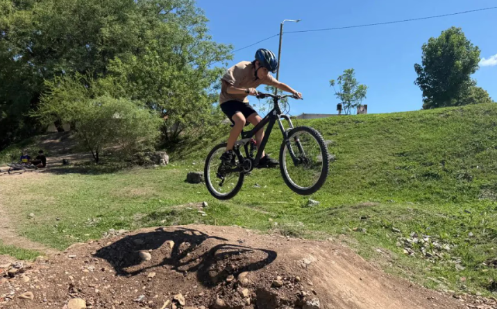 Durand escuchó a los jóvenes y avanza con la creación de un nuevo bike park en la zona oeste de Salta 