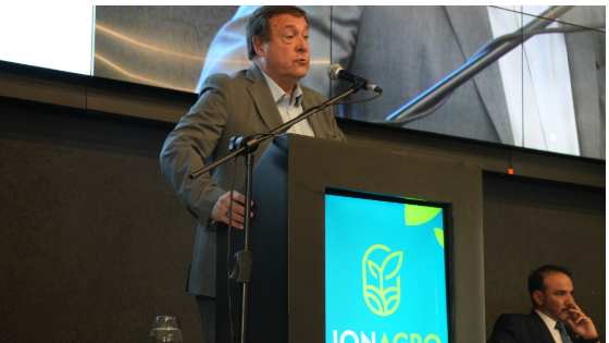 Río Negro en marcha: bajo el rumbo que traza Weretilneck, la provincia suma energía, minería, vinos y cerezas a su matriz productiva para generar trabajo en toda la provincia.