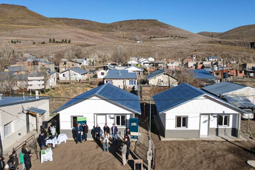 Rolo Figueroa impulsó créditos hipotecarios a través del programa Neuquén&nbsp;Habita