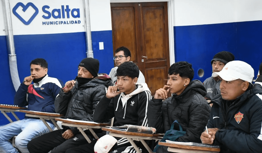 Más de 100 salteños se están capacitando gracias a la Escuela de Emprendedores impulsada por Durand: “Prepararse para trabajar es el&nbsp;camino”