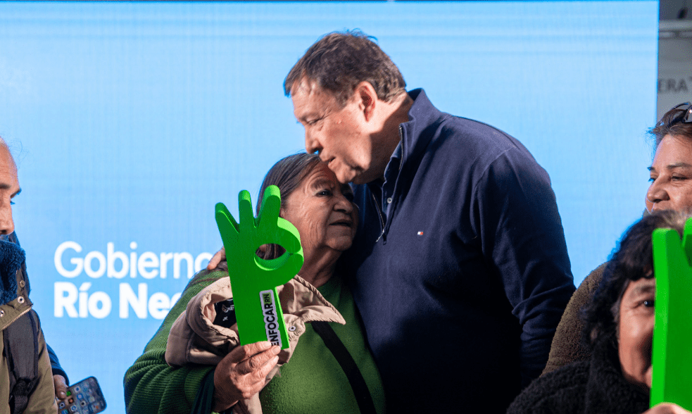 Enfocar Río Negro: el programa impulsado por Weretilneck ya entregó más de 3.000 lentes gratuitos en Bariloche y en julio llega a El&nbsp;Bolsón