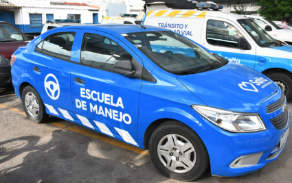 La Escuela Municipal de Manejo volvió a completar cupos y ya suma 12.000 en el año: «El modelo salteño es herramientas, capacitación y libertad para salir adelante»