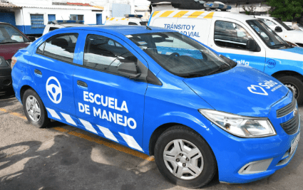 La Escuela Municipal de Manejo volvió a completar cupos y ya suma 12.000 en el año: «El modelo salteño es herramientas, capacitación y libertad para salir&nbsp;adelante»