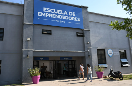 La Escuela de Emprendedores abre las inscripciones para el segundo cuatrimestre con 75 cursos y nuevas capacitaciones ligadas a la minería y la industria