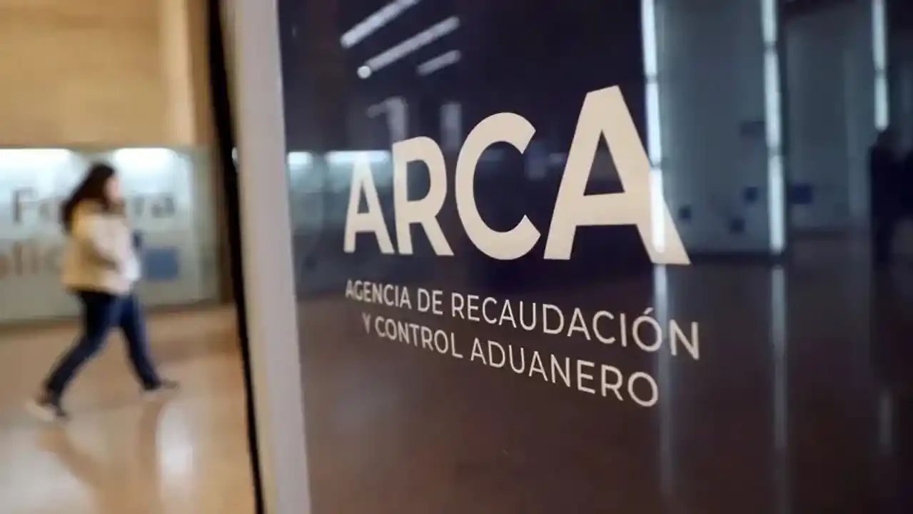 Inocencia Fiscal II: buscan limitar los beneficios para funcionarios públicos