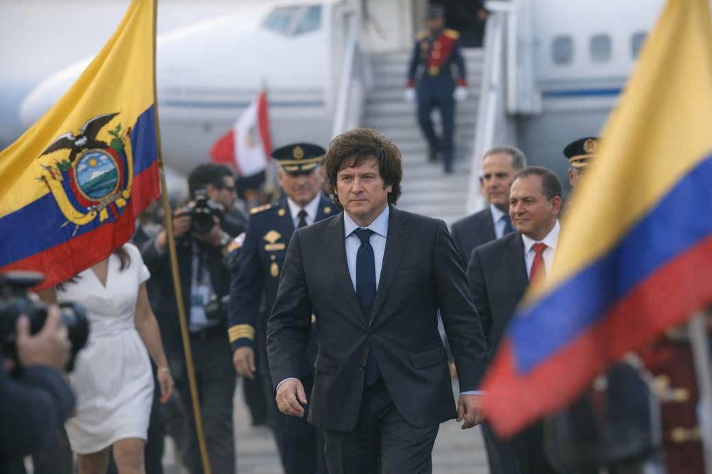 Milei inicia una nueva gira regional con escalas en Ecuador y Colombia