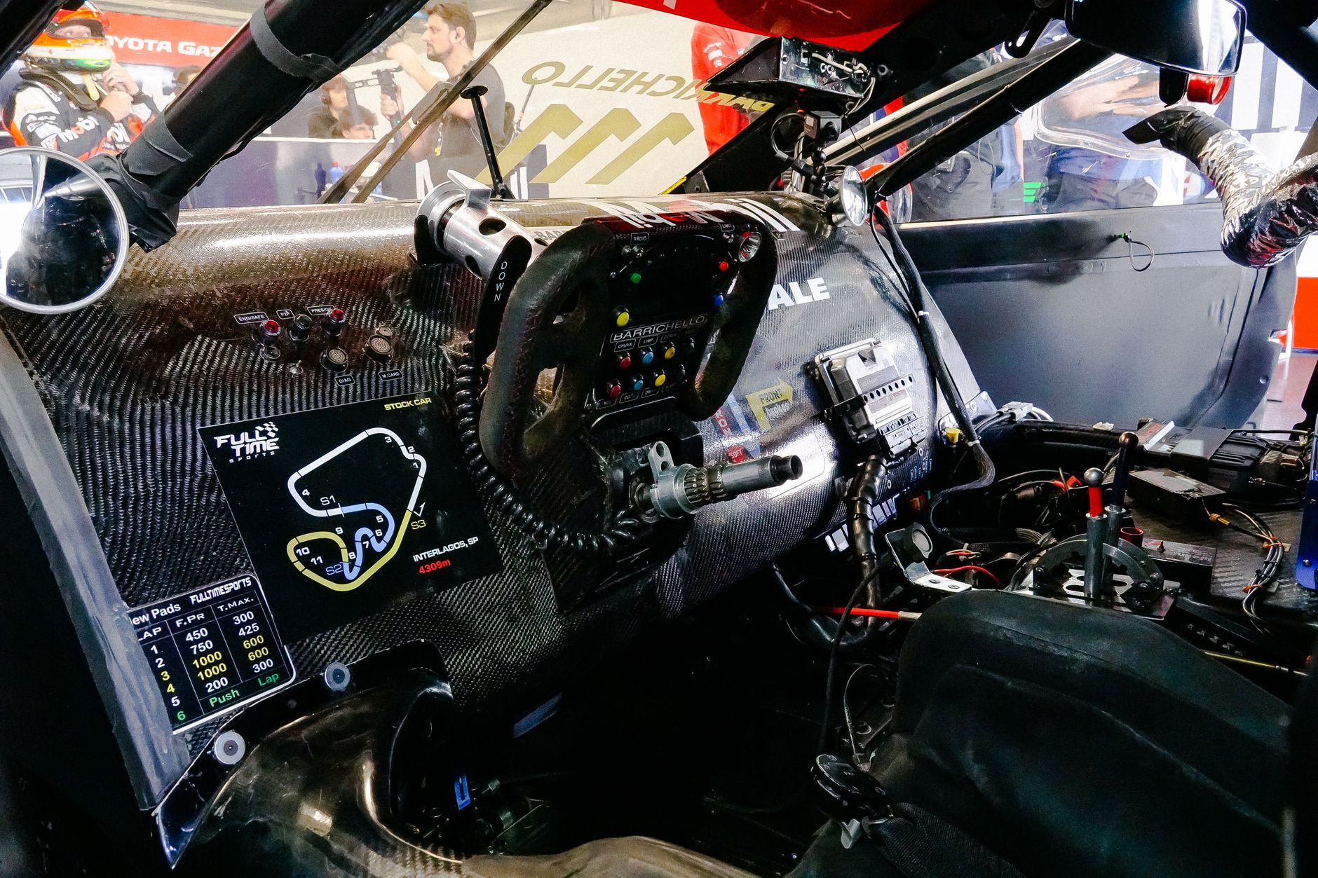 Hadjar supera su lesión y vuelve a Red Bull: Lawson regresa a Racing Bulls para Azerbaiyán