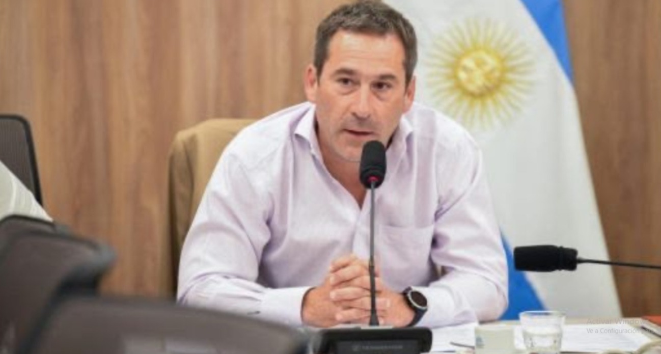 Luque rechaza el esquema de Milei y defiende en el Congreso a los chubutenses del cargo extra que quiere cobrar en las facturas de gas